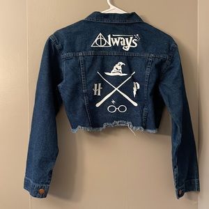 PRICE DROP!!!   Harry Potter Juniors Jean Jacket size Large.